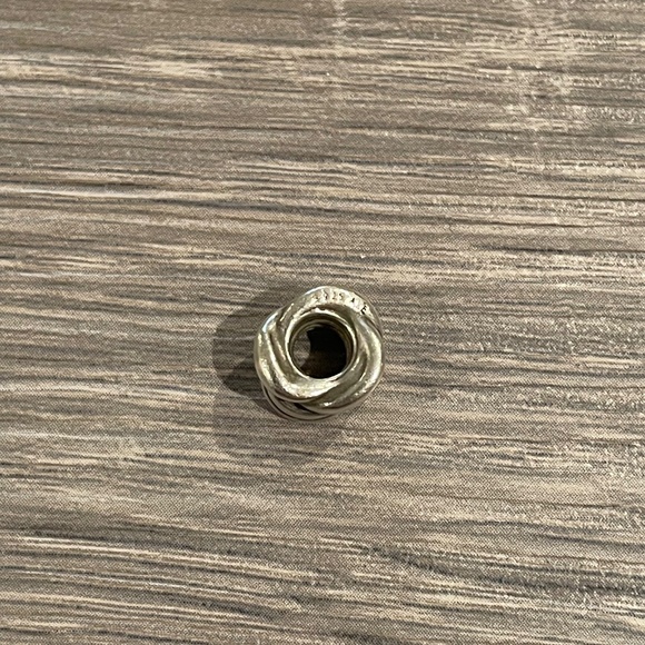 Authentic Pandora “Forget Me Knot” Charm - Picture 2 of 2